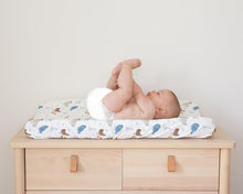 Load image into Gallery viewer, Farm Animals, Changing Pad Covers (2-Pack)