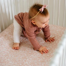 Load image into Gallery viewer, Fleurette, Crib Sheets (2-Pack)