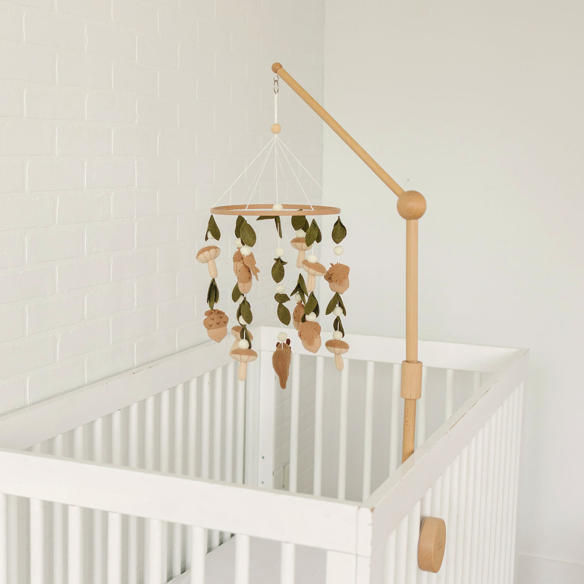 Mobile Arm Holder, Natural