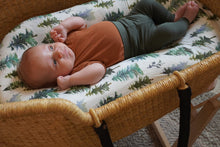 Load image into Gallery viewer, Woodland Animals, Bassinet Sheets (2-Pack)